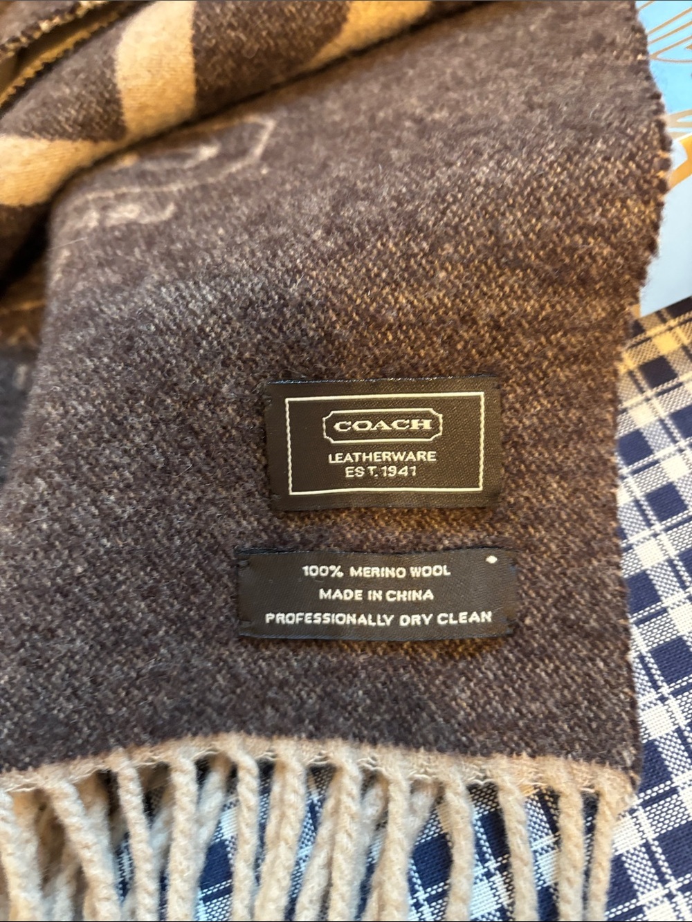 Coach Branded oversized muffler Scarf 100% merino wool - Picture 2 of 7